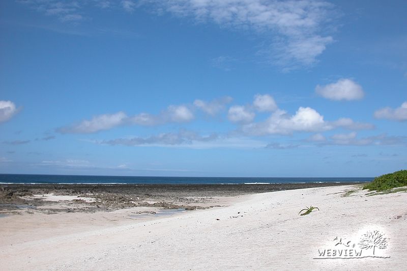 綠島的白色沙灘與海岸